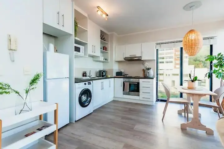 Trendy Surfers Corner Apartment With Mountain View Cape Town 0*,  South Africa